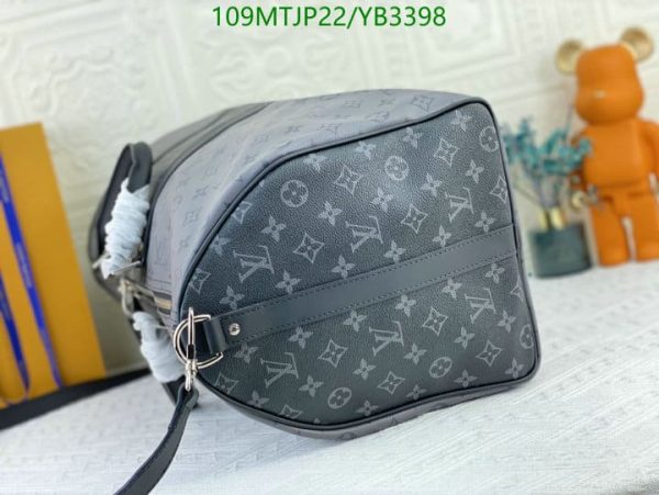 Louis Vuitton AAA+ Replica Keepall Bandouli Bag YB33988965247