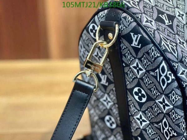 Louis Vuitton AAA+ Replica Keepall Bandouliere Bag KB38662546789