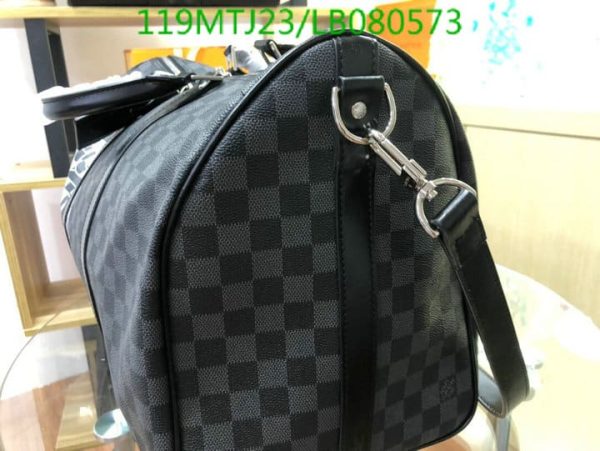 Louis Vuitton AAA+ Replica Keepall Bandoulière Bag LB08057381753