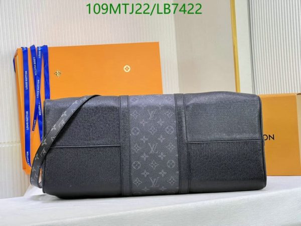 Louis Vuitton AAA+ Replica Keepall Bandouliere Bag LB74227925483