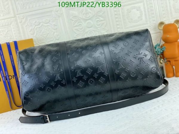 Louis Vuitton AAA+ Replica Keepall Bandouliere Boston Bag YB33968965472