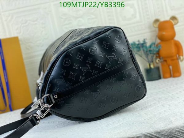 Louis Vuitton AAA+ Replica Keepall Bandouliere Boston Bag YB33968965472