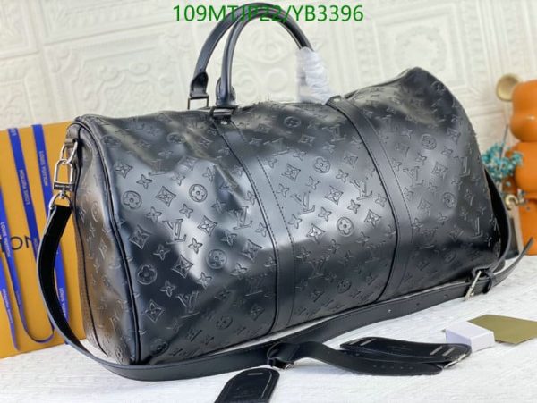 Louis Vuitton AAA+ Replica Keepall Bandouliere Boston Bag YB33968965472