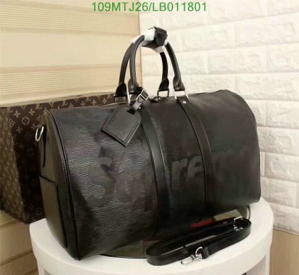 Louis Vuitton AAA+ Replica Keepall Bandouliere Epi LB01180175139