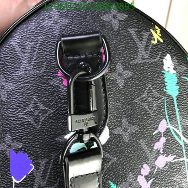 Louis Vuitton AAA+ Replica Keepall Bandoulière Hardware LB09289567015