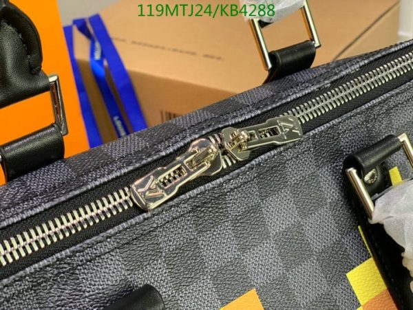 Louis Vuitton AAA+ Replica Keepall Bandouliere Heritage KB42886538654