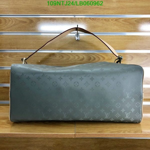 Louis Vuitton AAA+ Replica Keepall Bandouliere Titanium Grey LB06096257891