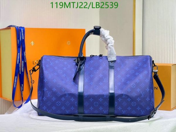 Louis Vuitton AAA+ Replica  Keepall Bandouliere Travel Bag LB25398945136