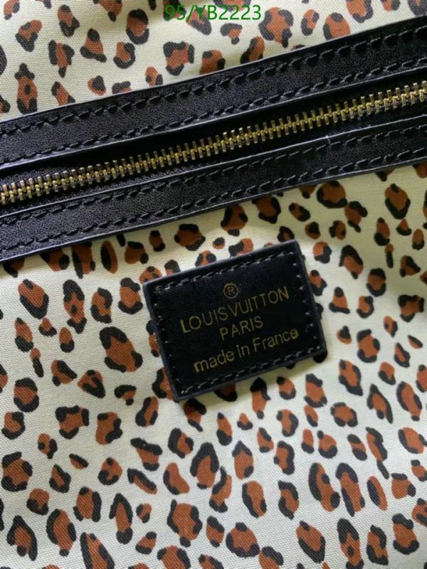 Louis Vuitton AAA+ Replica Keepall Bandoulière  Wild at Heart Bag YB22236532890