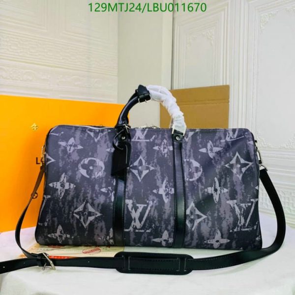 Louis Vuitton AAA+ Replica Keepall Cloth Travel Bag LBU0116705031