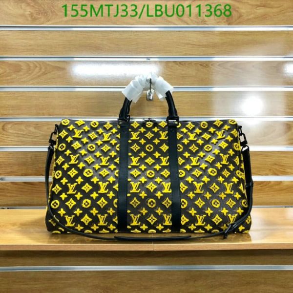 Louis Vuitton AAA+ Replica Keepall Triangle Bandouliere LBU0113685039