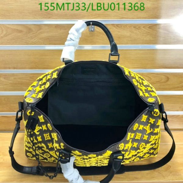 Louis Vuitton AAA+ Replica Keepall Triangle Bandouliere LBU0113685039