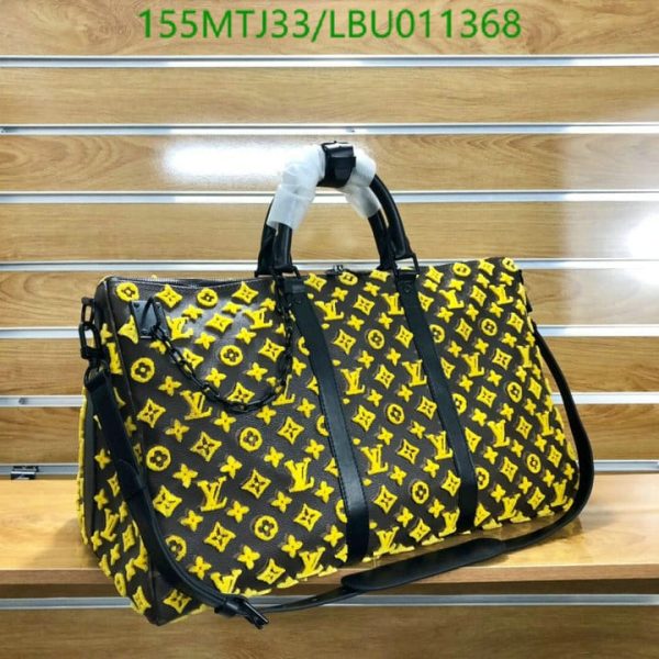 Louis Vuitton AAA+ Replica Keepall Triangle Bandouliere LBU0113685039