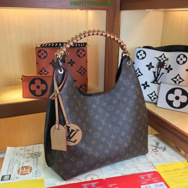 Louis Vuitton AAA+ Replica Ladies Handbag LB74072586458