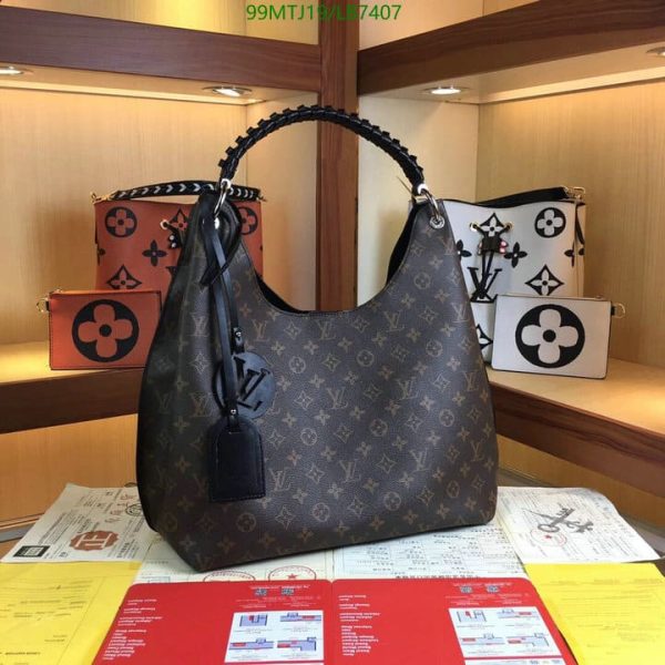 Louis Vuitton AAA+ Replica Ladies Handbag LB74072586458