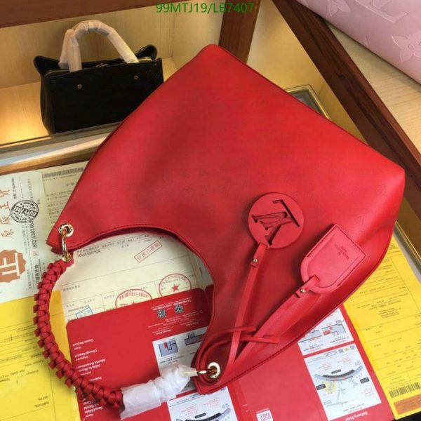 Louis Vuitton AAA+ Replica Ladies Handbag LB74072586458