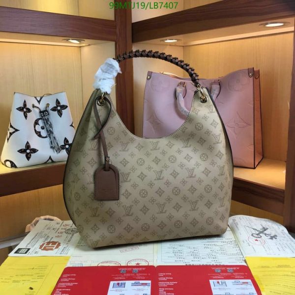 Louis Vuitton AAA+ Replica Ladies Handbag LB74072586458