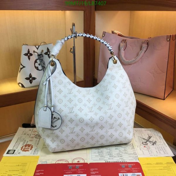 Louis Vuitton AAA+ Replica Ladies Handbag LB74072586458