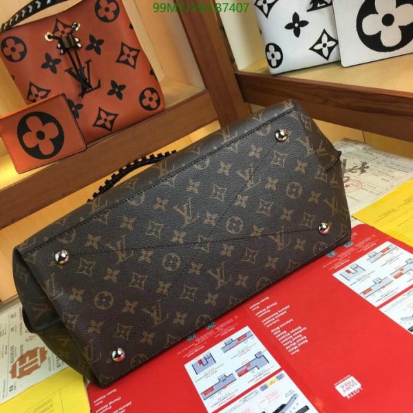 Louis Vuitton AAA+ Replica Ladies Handbag LB74072586458