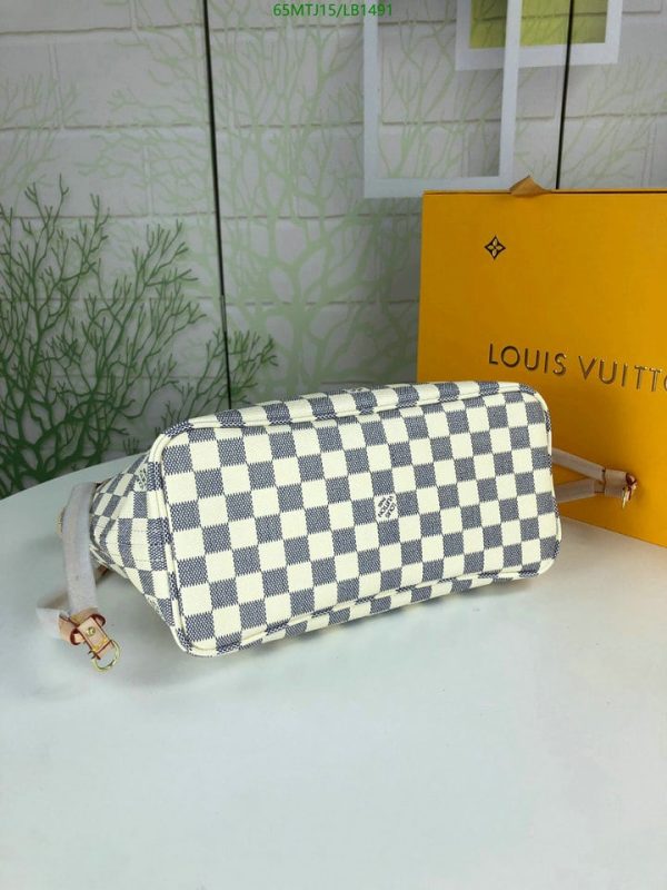 Louis Vuitton AAA+ Replica Ladies Neverfull PM Tote Bag LB14912195267