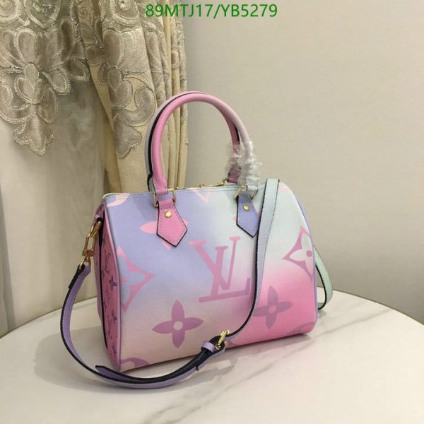 Louis Vuitton AAA+ Replica Lady Handbag  YB52792586458