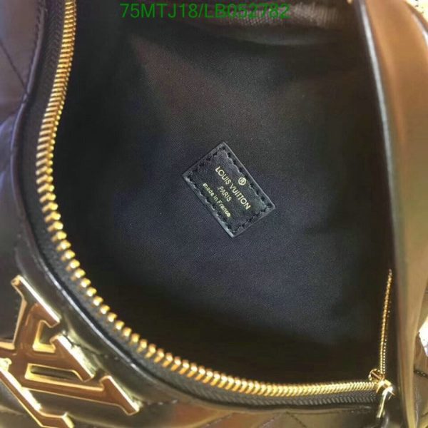 Louis Vuitton AAA+ Replica Leather New Wave Bumbag LB05278257016