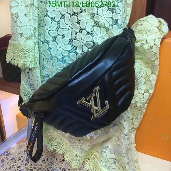 Louis Vuitton AAA+ Replica Leather New Wave Bumbag LB05278257016