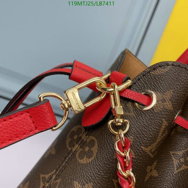 Louis Vuitton AAA+ Replica Leather handbag LB74118014695