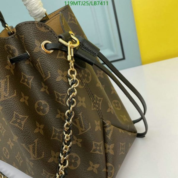 Louis Vuitton AAA+ Replica Leather handbag LB74118014695