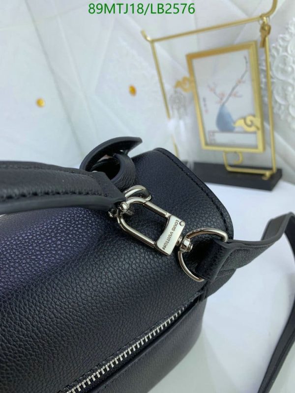 Louis Vuitton AAA+ Replica LockMe Satchel Bag LB25765712358