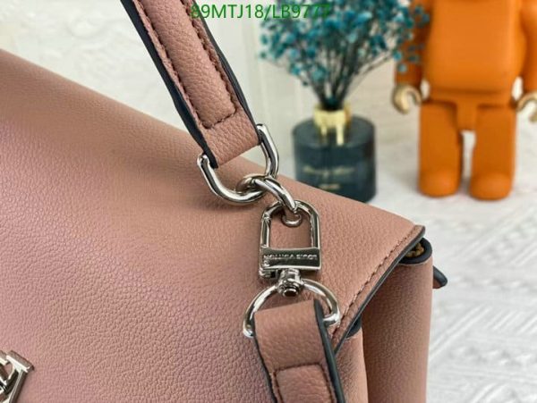 Louis Vuitton AAA+ Replica Lockme Cowhide Leather Bag LB97772586541