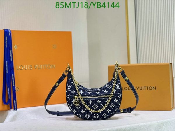 Louis Vuitton AAA+ Replica Loop Baguette Handbag YB41447459823