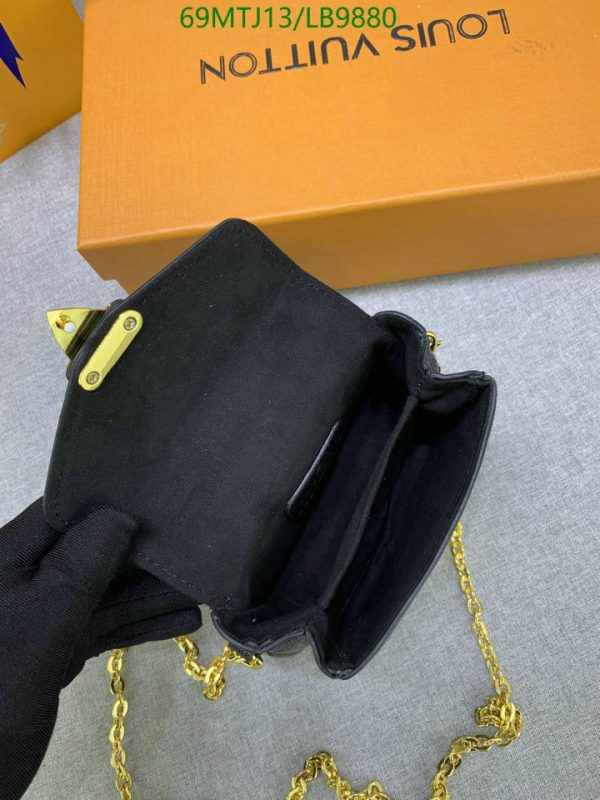 Louis Vuitton AAA+ Replica  Toiletry Pouch  LB98804516781