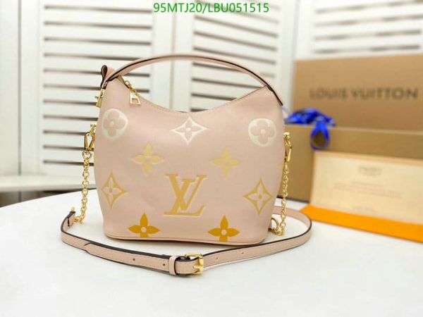 Louis Vuitton AAA+ Replica Marshmallow LBU0515152154