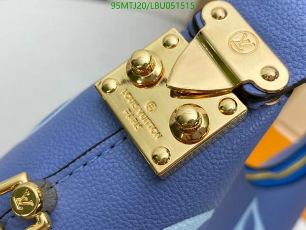 Louis Vuitton AAA+ Replica Marshmallow LBU0515152154