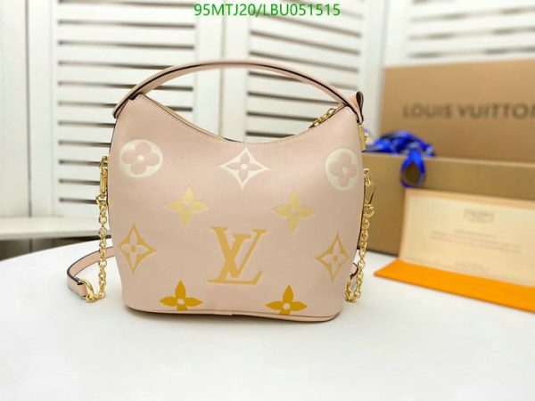 Louis Vuitton AAA+ Replica Marshmallow LBU0515152154