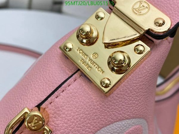 Louis Vuitton AAA+ Replica Marshmallow LBU0515152154