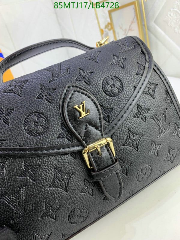 Louis Vuitton AAA+ Replica Metis clutch Bag LB47285279104