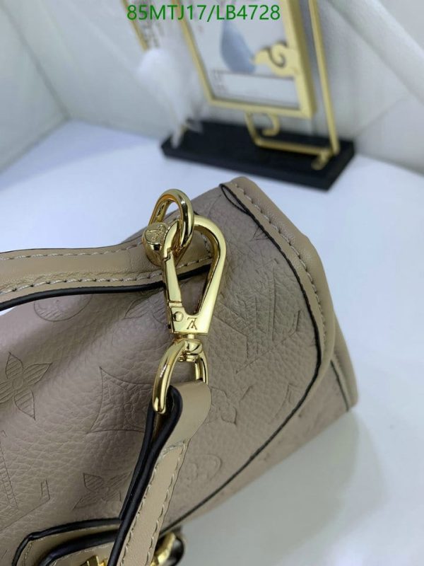 Louis Vuitton AAA+ Replica Metis clutch Bag LB47285279104