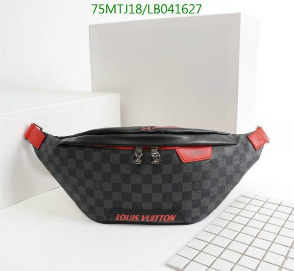 Louis Vuitton AAA+ Replica Monogram Cobalt Discovery Bumbag  LB04162773654