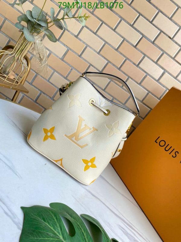 Louis Vuitton AAA+ Replica  NeoNoe Handbag By The Pool LB10764328756