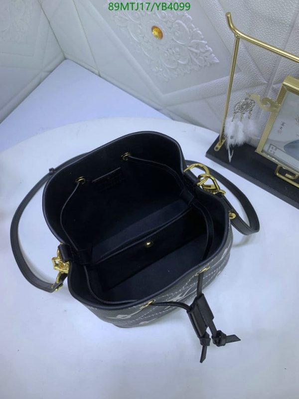 Louis Vuitton AAA+ Replica NeoNoe MM Bag YB40997851426