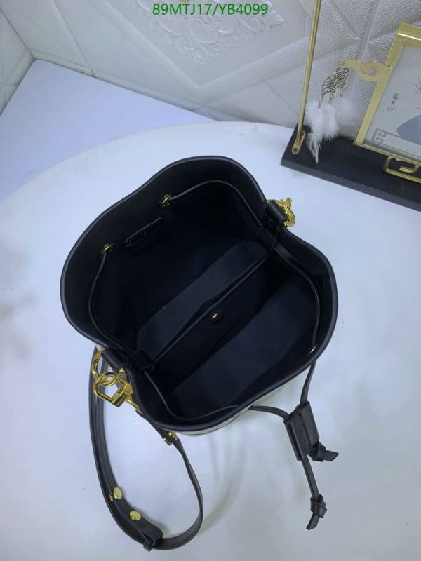 Louis Vuitton AAA+ Replica NeoNoe MM Bag YB40997851426