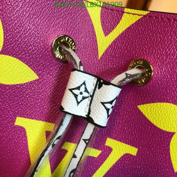 Louis Vuitton AAA+ Replica  Neonoe Jungle White Coated Canvas LBX1019093256