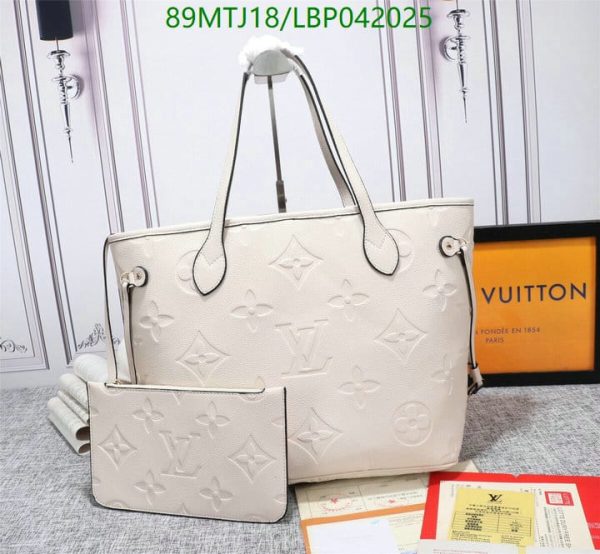 Louis Vuitton AAA+ Replica Neverfull MM Handbag LBP0420257423