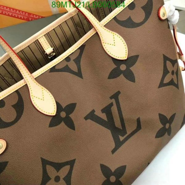 Louis Vuitton AAA+ Replica Neverfull Tote Bag LB06058452648