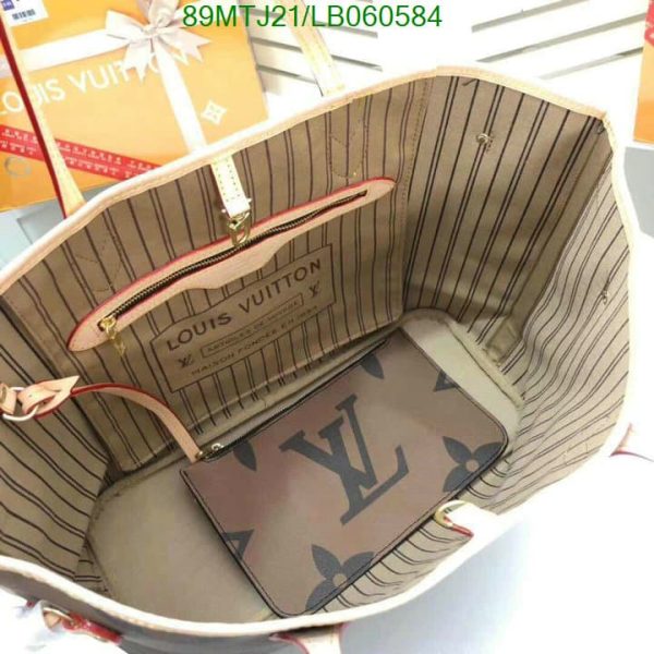 Louis Vuitton AAA+ Replica Neverfull Tote Bag LB06058452648