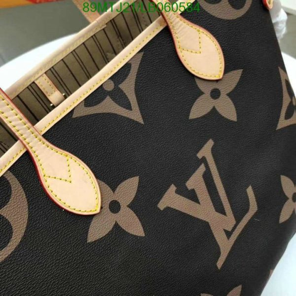 Louis Vuitton AAA+ Replica Neverfull Tote Bag LB06058452648