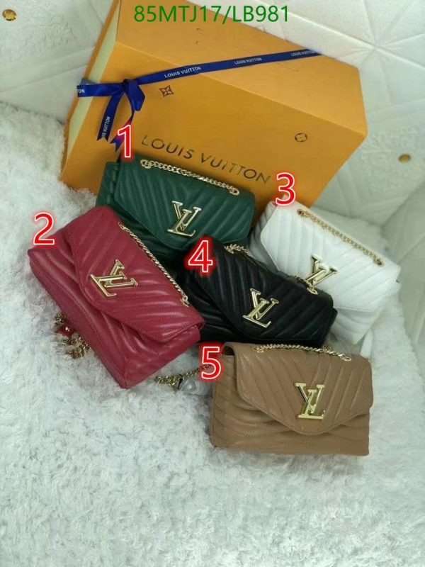 Louis Vuitton AAA+ Replica New Wave Chain Bag LB98124683962