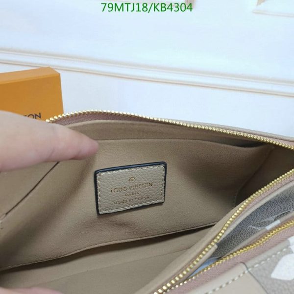 Louis Vuitton AAA+ Replica New Wave Multi Pochette Accessories Bag KB43042649843